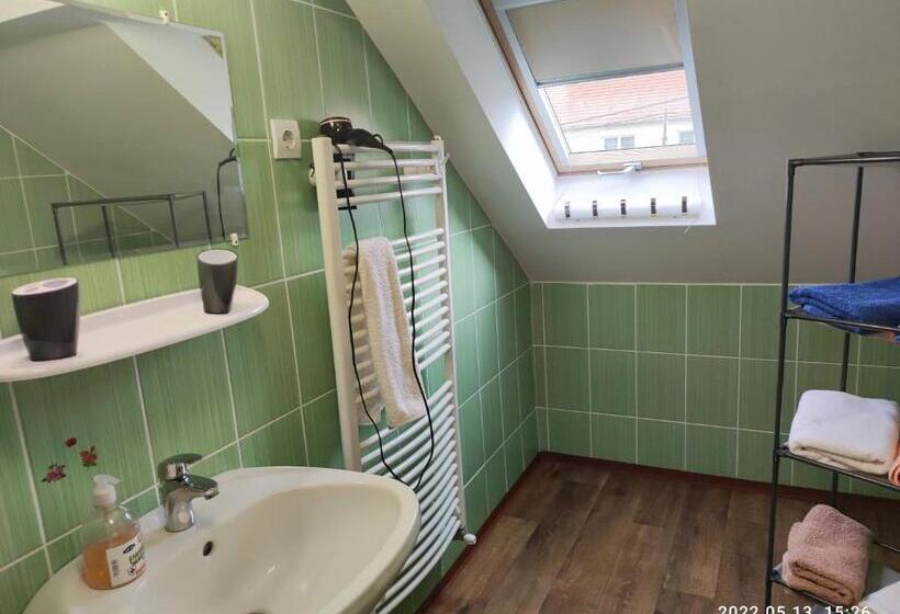 Family Suite, Vár Liget Vendégház