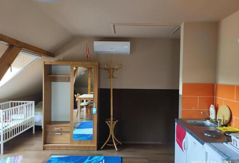 Family Suite, Vár Liget Vendégház