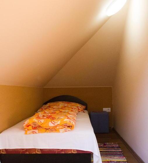 家庭套房, Vár Liget Vendégház