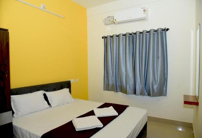 חדר דלוקס, Aradhya Inn Deralakatte