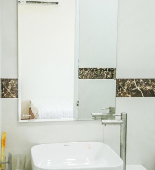 اتاق استاندارد, H