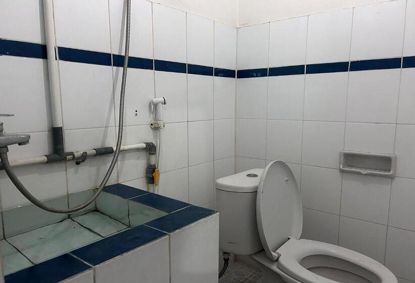 חדר דלוקס, Kinasih