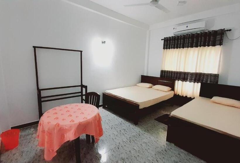 חדר דלוקס לשלושה, Sanhida Polonnaruwa