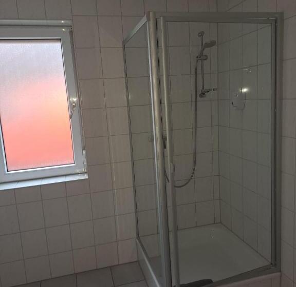 Quarto Standard Individual para Deficientes, Gasthof Hirschkeller