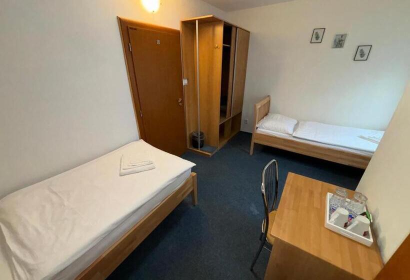 スタンダードルーム, Penzión Zoo Pod Hrešnou