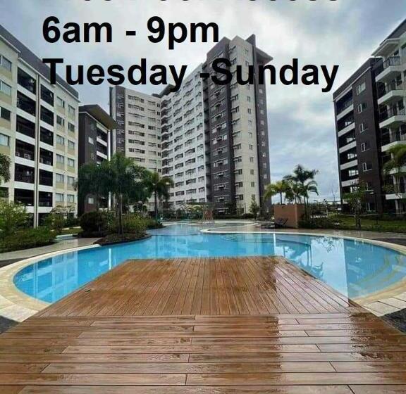 آپارتمان 1 خوابه با چشمانداز استخر, Tower 3 427 Pool View