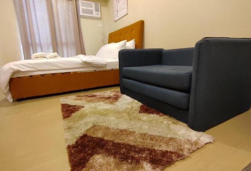 آپارتمان 1 خوابه با چشمانداز استخر, Tower 3 427 Pool View