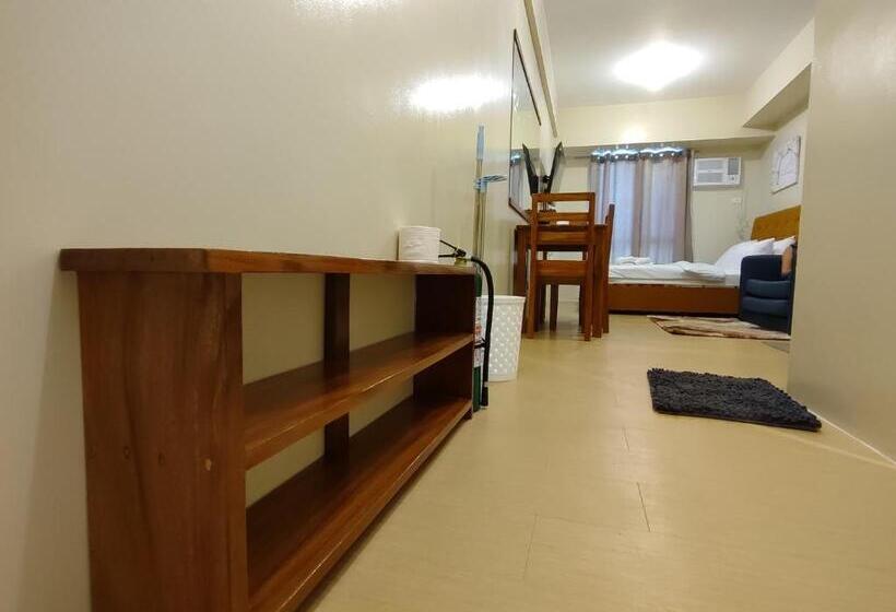 آپارتمان 1 خوابه با چشمانداز استخر, Tower 3 427 Pool View