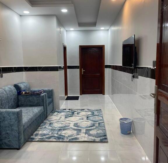 スタンダードスタジオ, سحاب الأندلس للأجنحة الفندقية املج