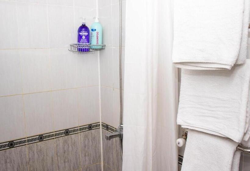 استودیوی استاندارد, A&g Apart