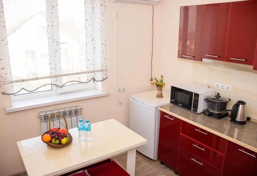 استودیوی استاندارد, A&g Apart