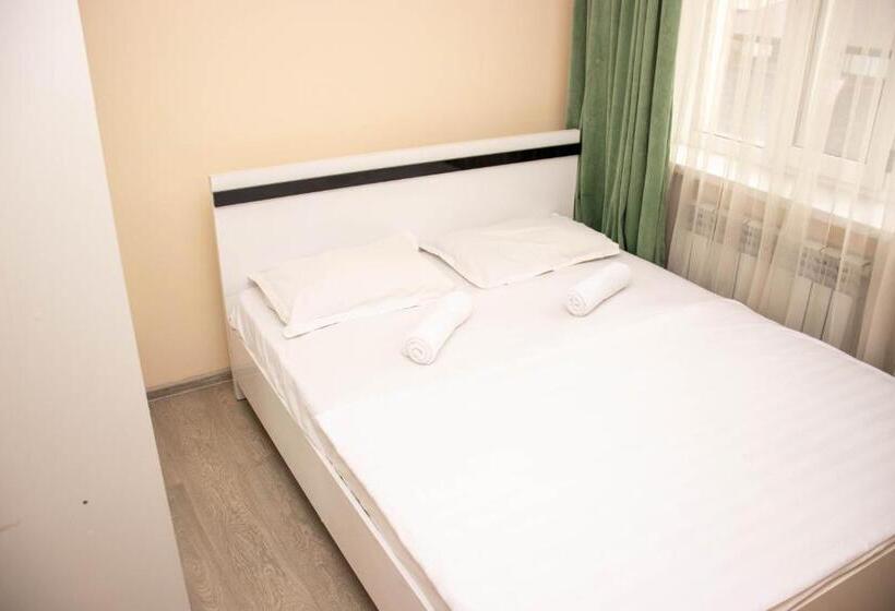 سوییت خانوادگی, A&g Apart