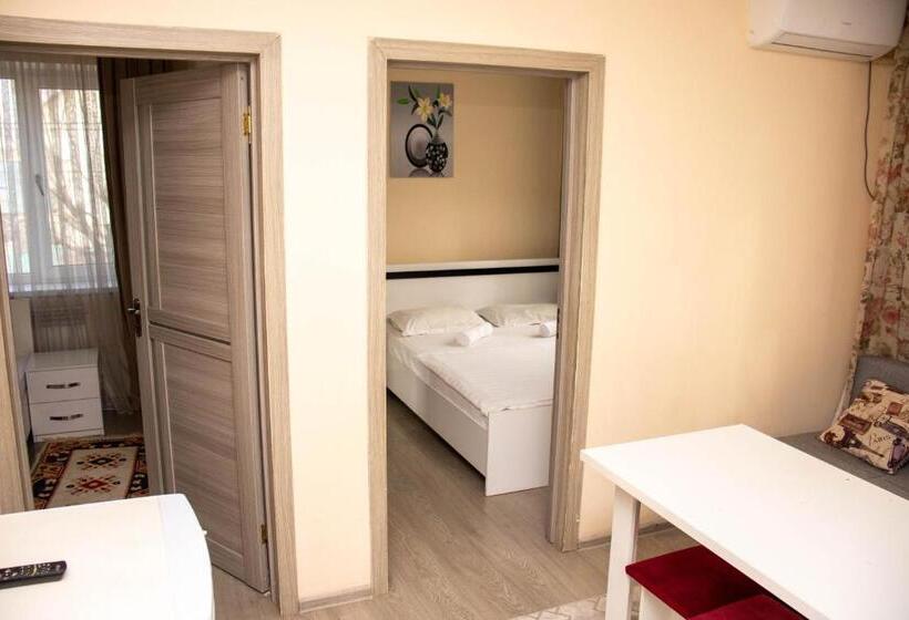 سوییت خانوادگی, A&g Apart