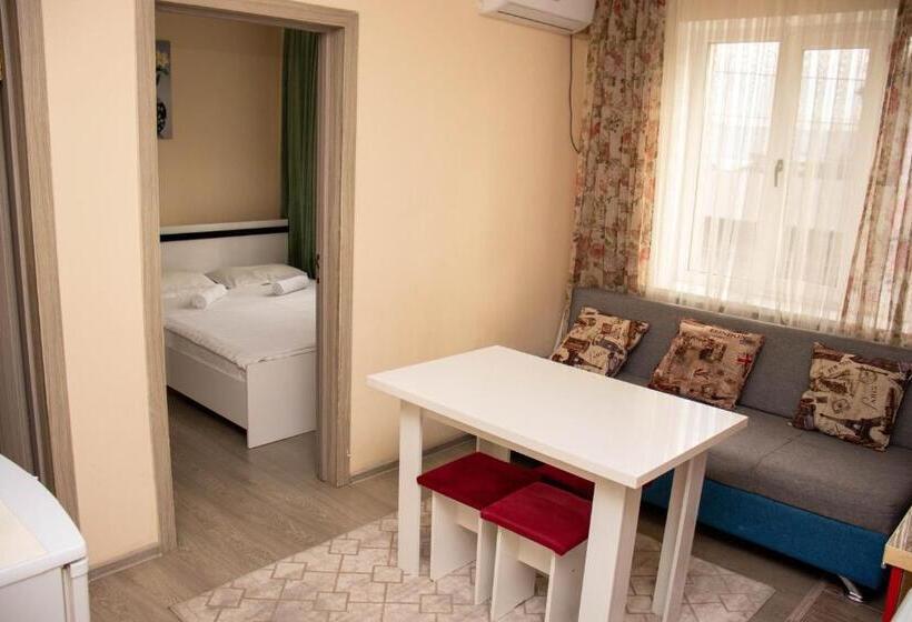 سوییت خانوادگی, A&g Apart