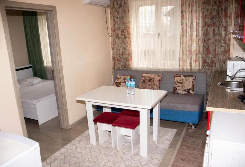 سوییت خانوادگی, A&g Apart