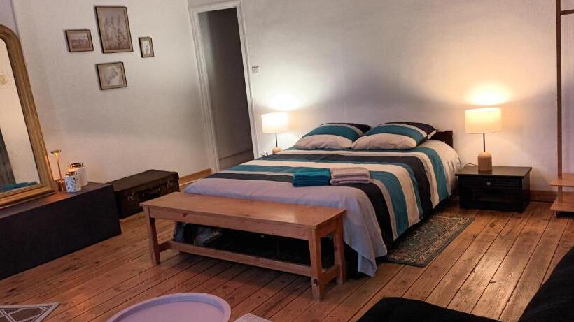 标准间, Le Relais Du Fraysse   Chambres D Hôtes