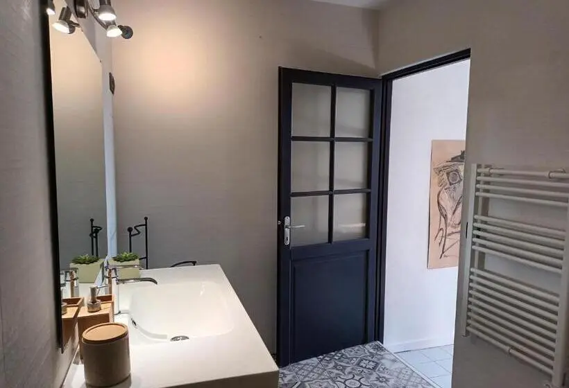 キングサイズベッドのスタンダードルーム, Le Relais Du Fraysse   Chambres D Hôtes