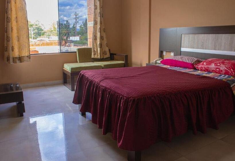 اتاق استاندارد, Alojamiento Tablada