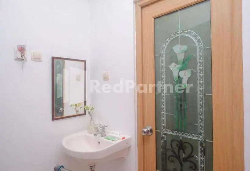 اتاق استاندارد, Ndalem Pundhi Maguwoharjo Redpartner