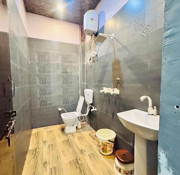 Quarto Triplo Estandar, Agrawal Inn Guest House