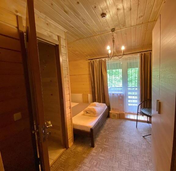 Standardrum med Balkong, порядна ґаздиня