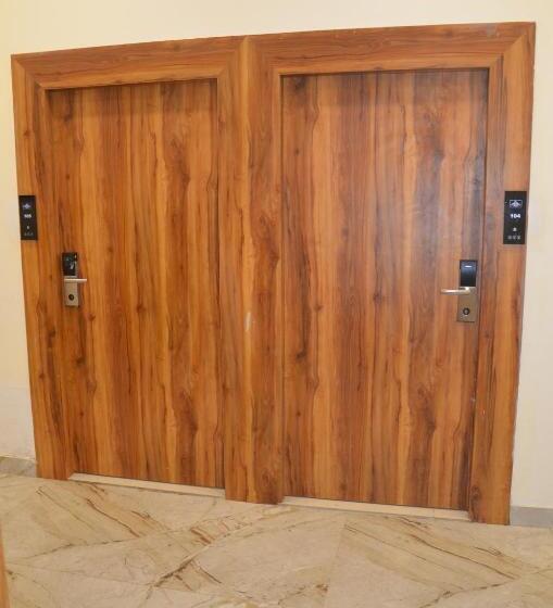 اتاق استاندارد با بالکن, Royal Heritage Resort Pilibhit