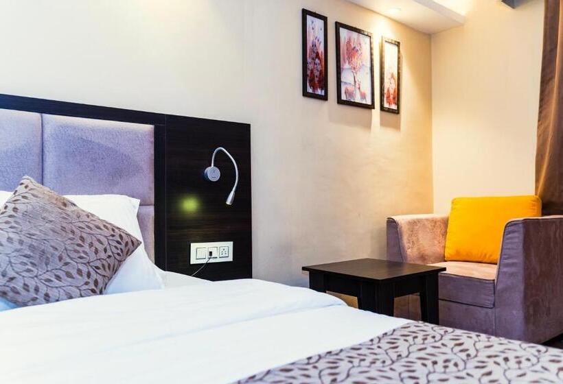 デラックスルーム, Bliss Hungry Jack