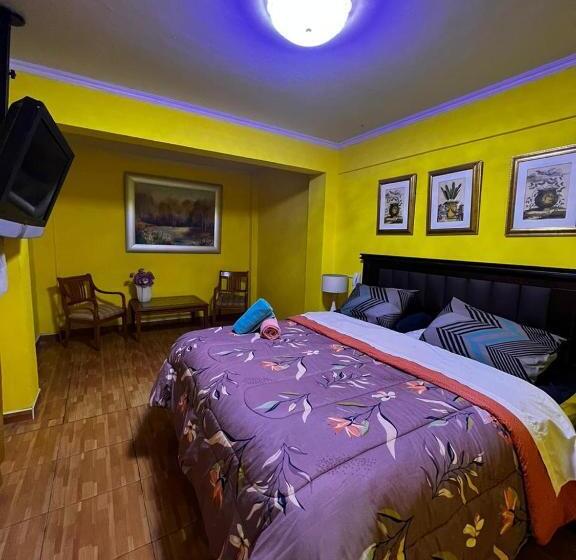 带大床的豪华间, Thesalia