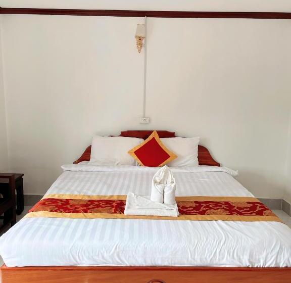 Номер Deluxe, Vangvieng Sisavang Mountain View