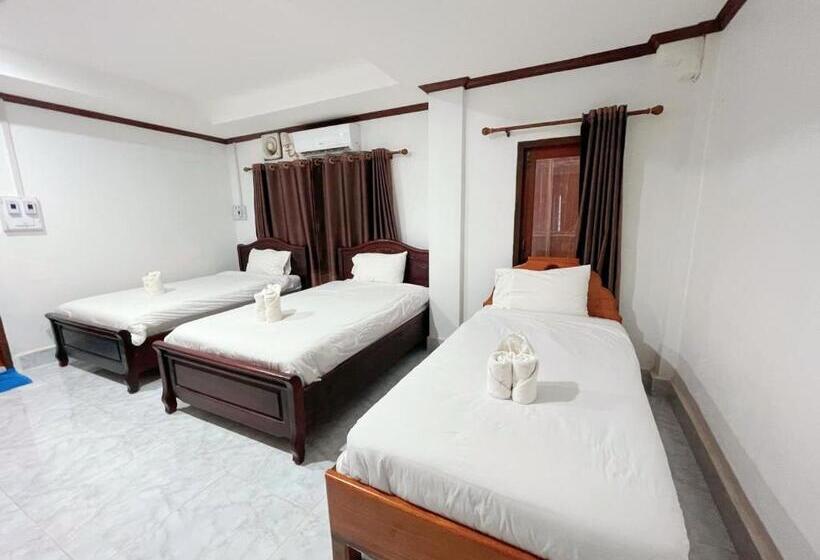 디럭스 트리플 룸, Vangvieng Sisavang Mountain View