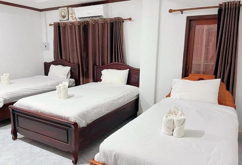 디럭스 트리플 룸, Vangvieng Sisavang Mountain View