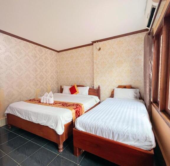 스탠다드 트리플 룸, Vangvieng Sisavang Mountain View