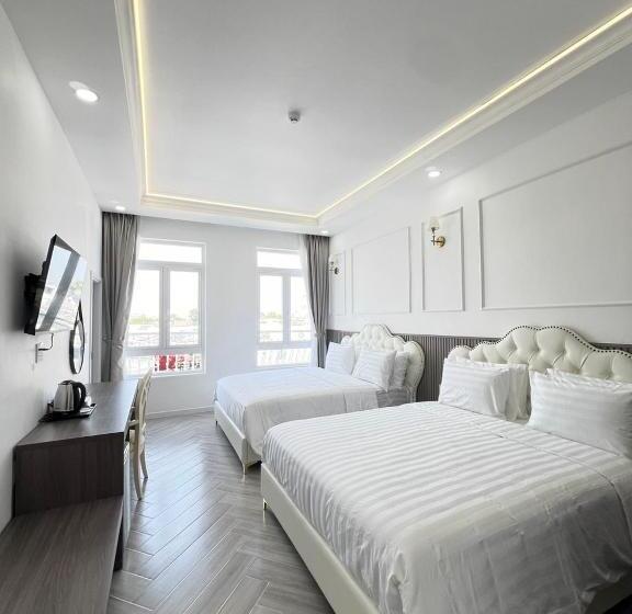 اتاق لوکس چهار تخته, Paris Hotel Châu đốc