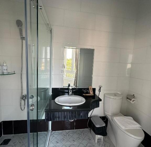 اتاق لوکس چهار تخته, Paris Hotel Châu đốc