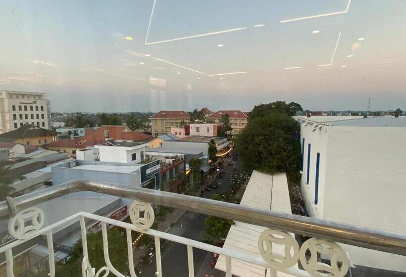 اتاق لوکس خانوادگی, Paris Hotel Châu đốc