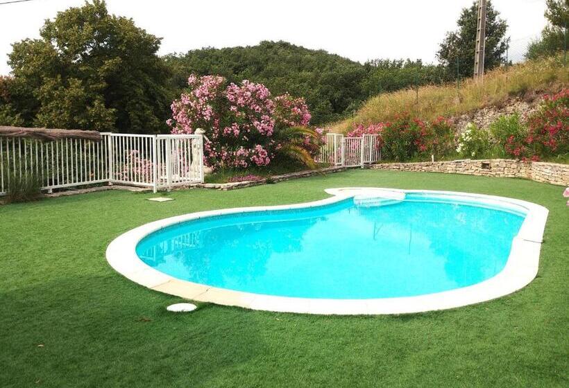 패밀리 스튜디오, Gîte Chez Gabriel Et Julie