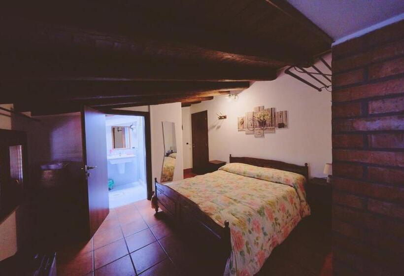 اتاق استاندارد با تراس, B&b Casale Degli Ulivi