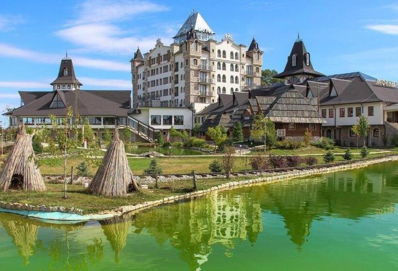 اتاق استاندارد یک نفره, Etno Selo Stanišići Hotel Ras