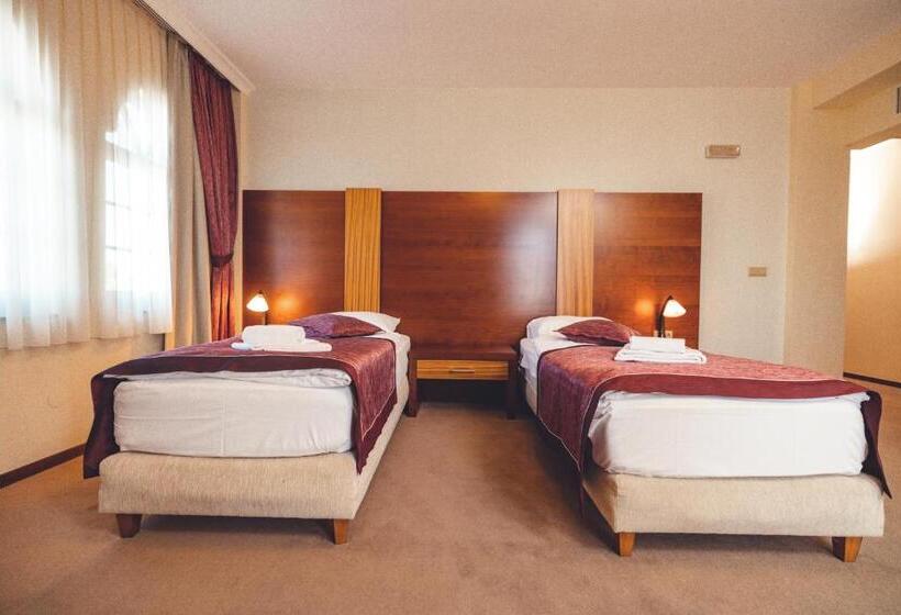 اتاق استاندارد, Etno Selo Stanišići Hotel Ras