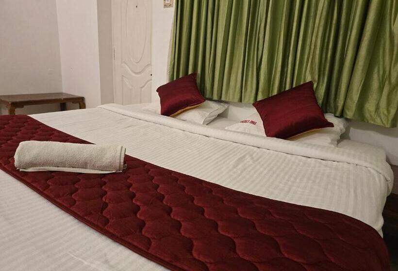 Номер Deluxe, The Sea Walk Beachside Serinity