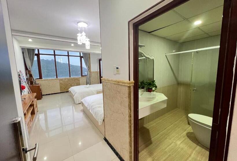 اتاق استاندارد چهار تخته, Sơn Thịnh 1 23d Thuỳ Vân