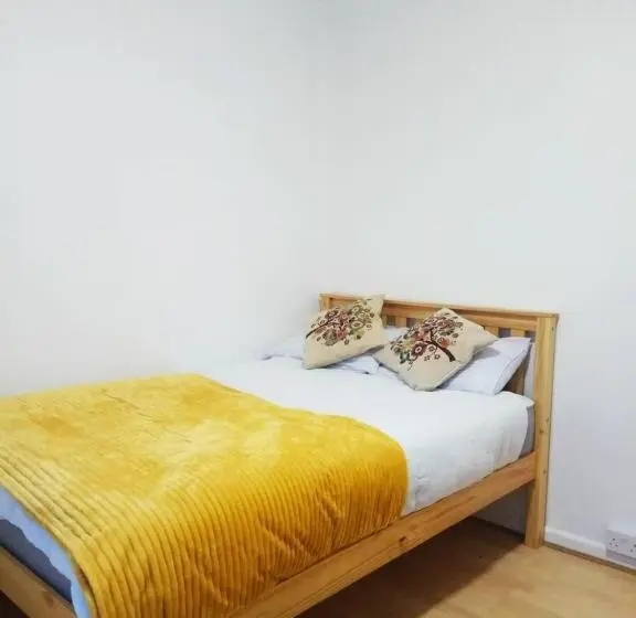 スタンダードシングルルーム, Goodmayes Park Home