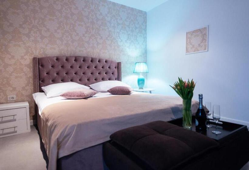 デラックスルーム, Pensiunea Mira