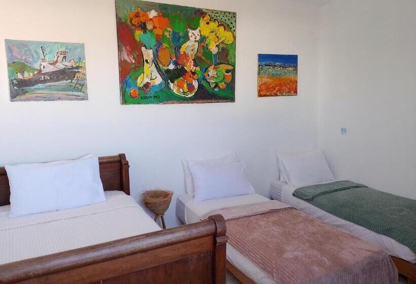 Трехместный Номер Стандарт Вид на Бассейн, Riad Ocean Beach Douira