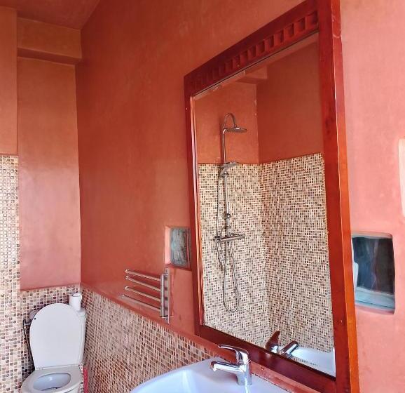 Трехместный Номер Стандарт Вид на Бассейн, Riad Ocean Beach Douira