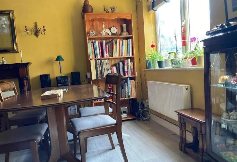 スタンダードシングルルーム, Jacks Court B3