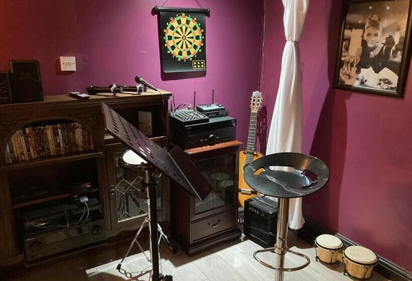 غرفة قياسية فردية, Jacks Court B3