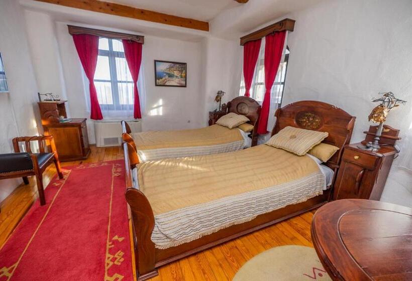 اتاق استاندارد, Etno Selo Stanišići Hotel Pirg