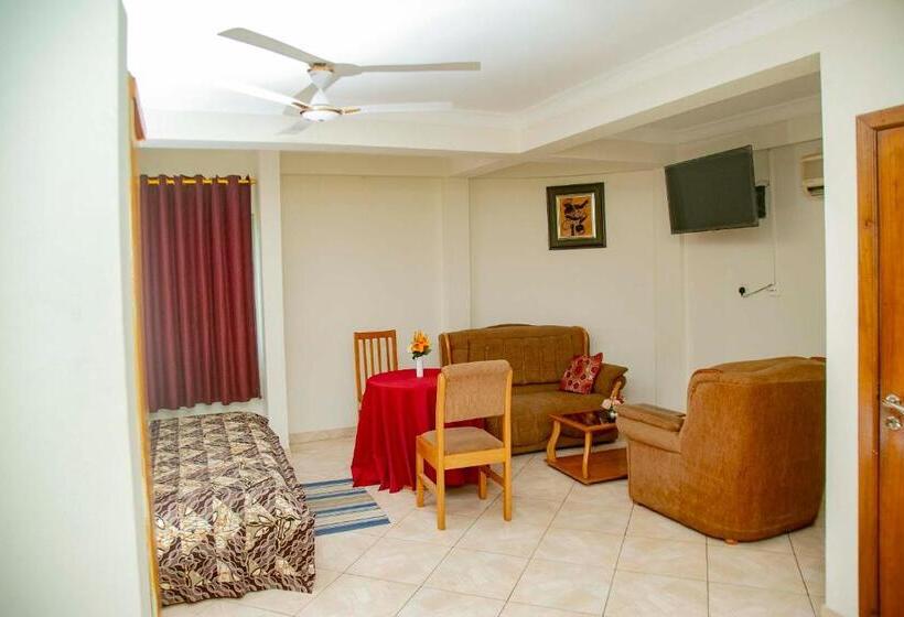 סוויטה, Brookvale