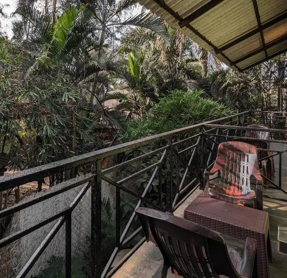 Studio Standard avec Balcon, Seaside Serenity Resort